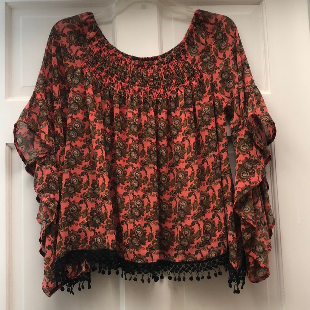 Blouse floral pattern in size X small